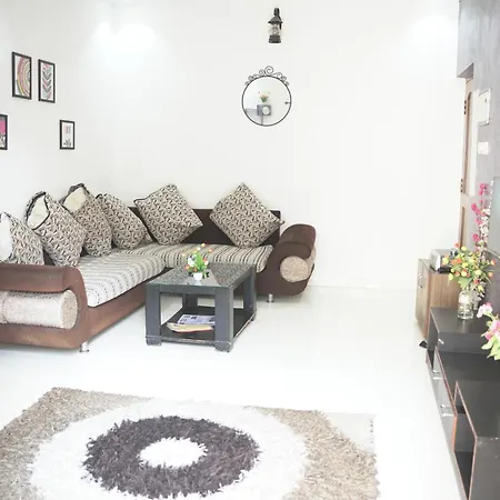 Yash Apartment By Goa Suites Holiday Home